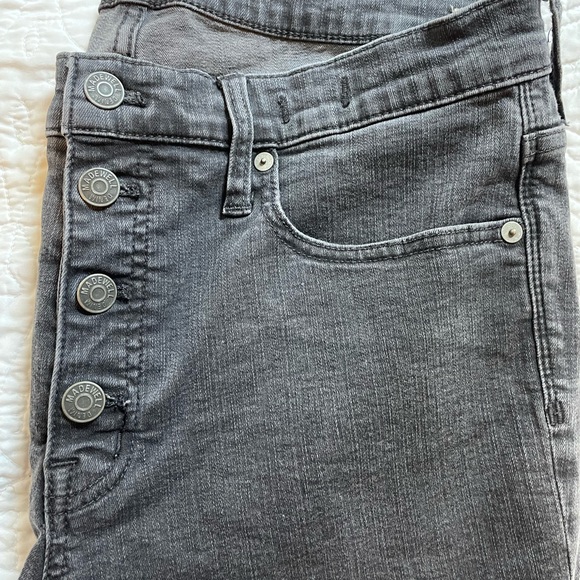 Madewell Button-fly Straight leg Jean - Picture 6 of 10